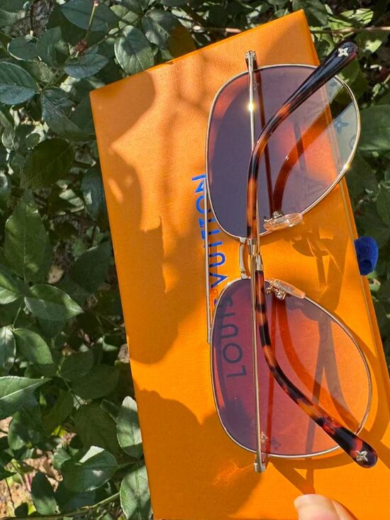 Louis Vuitton sunglasses?️ main image 7